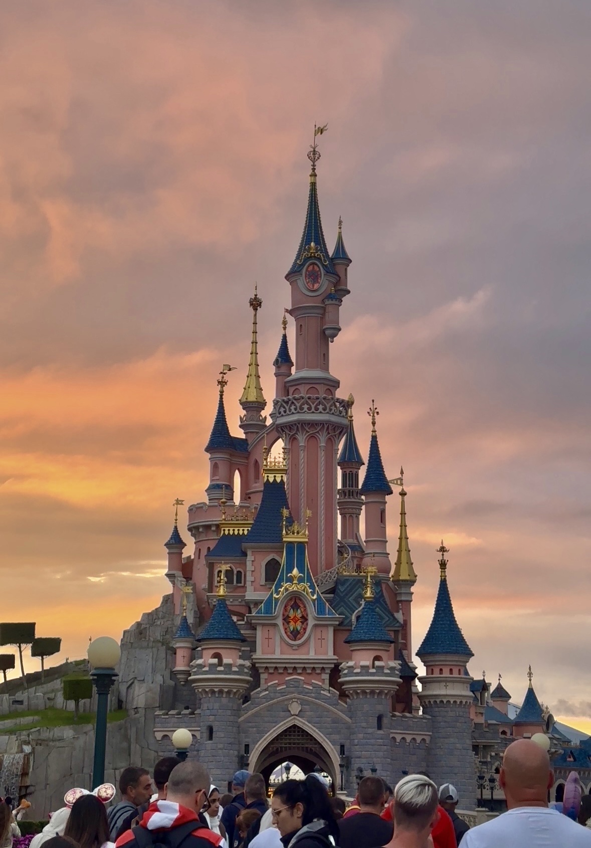 Jak zaplanować podróż do Disneylandu?