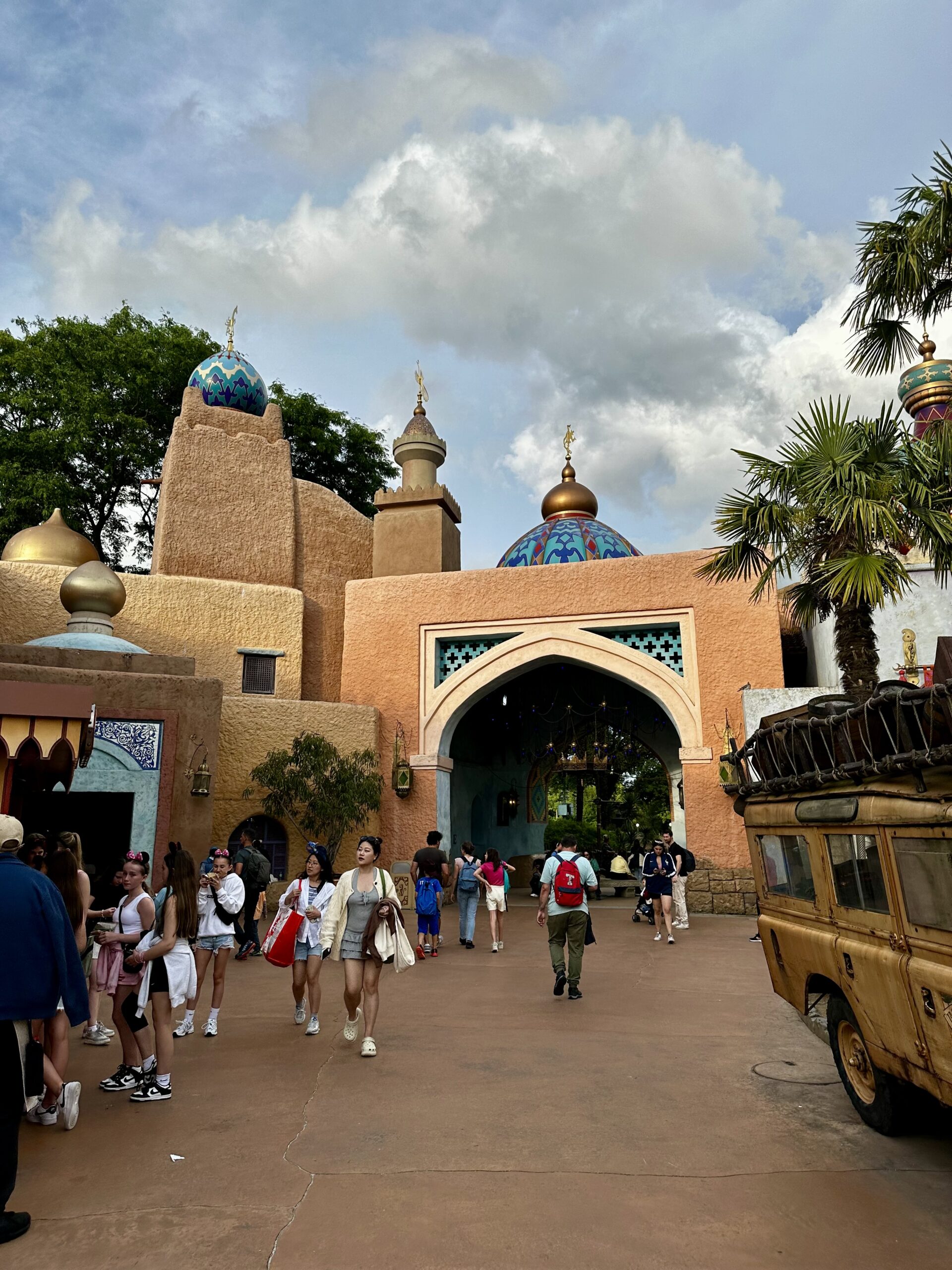 Jak zaplanować podróż do Disneylandu?