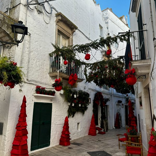 Locorotondo – najpiękniejsze świąteczne miasteczko Apulii